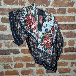 Gorgeous‎ Multicolor Floral Scarf
